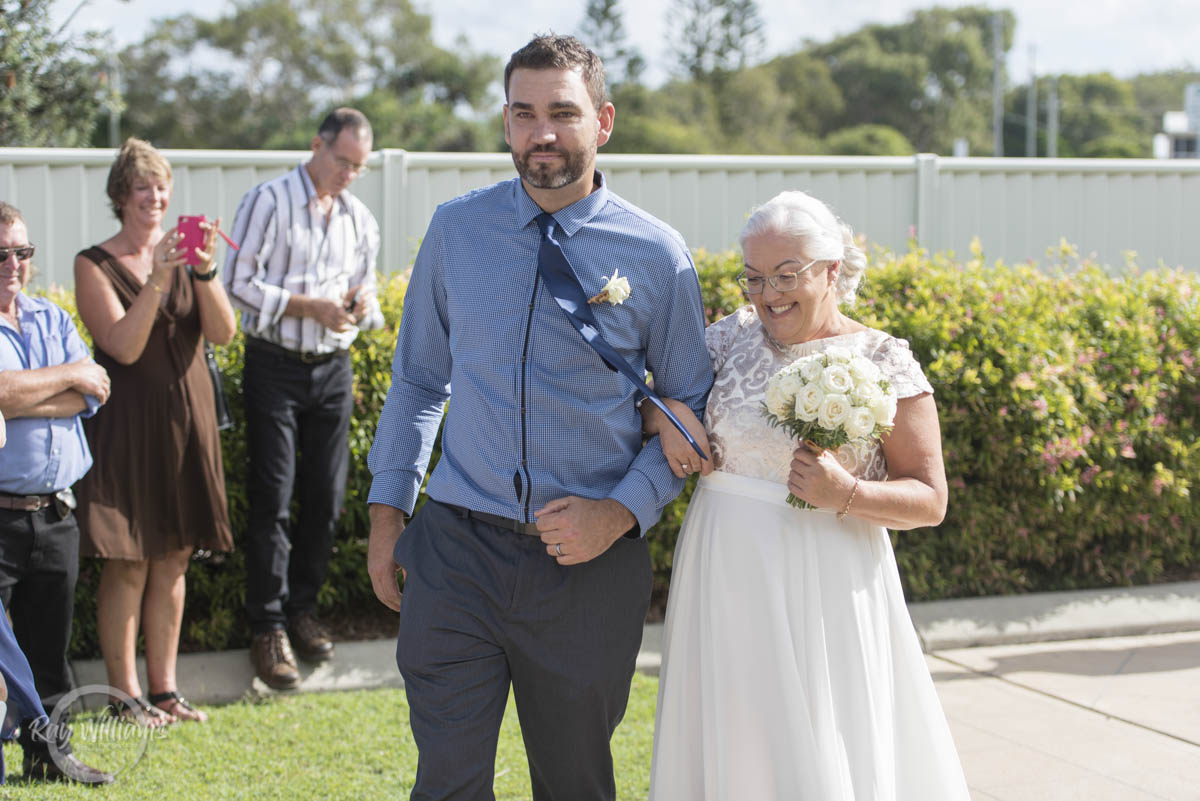 Emotional wedding photos